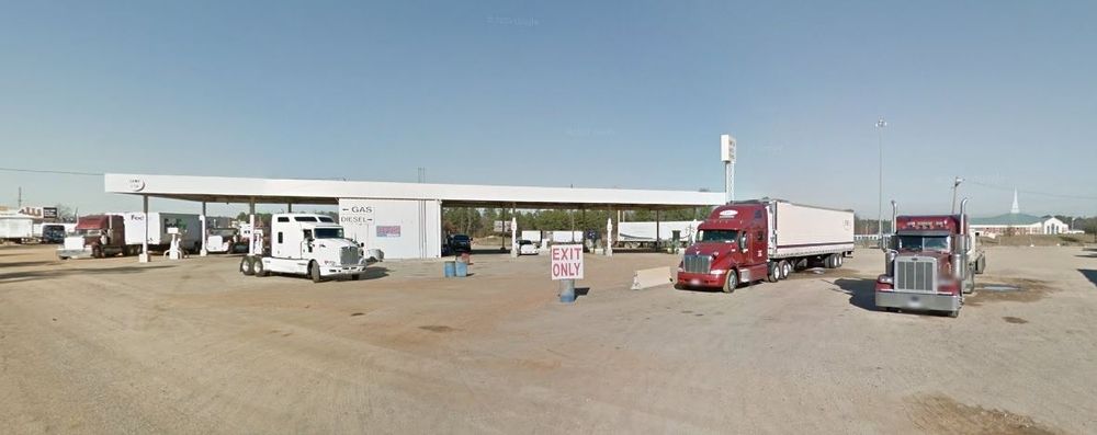 Camp I-30: 3205 E 54th St, Texarkana, AR 71854